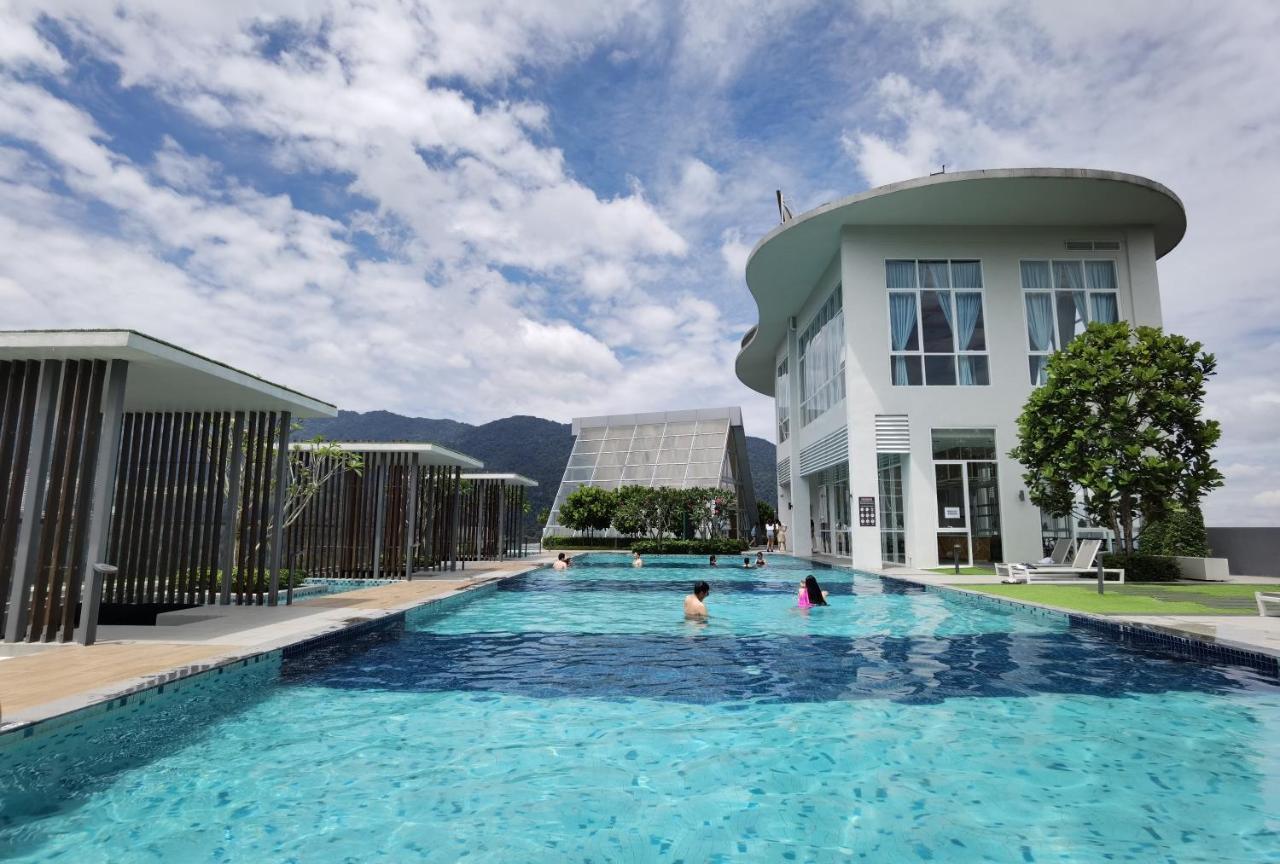 Windmill Upon Hills Luxurious Sky Villa 360 Sky Pool Heated Pool Mountainous Genting View Genting Highland By Heritage Гентинг Хайлендс Екстериор снимка