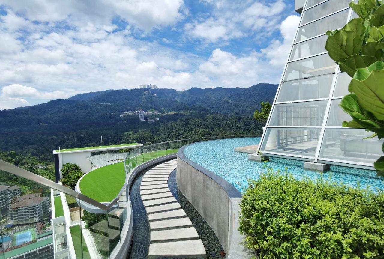 Windmill Upon Hills Luxurious Sky Villa 360 Sky Pool Heated Pool Mountainous Genting View Genting Highland By Heritage Гентинг Хайлендс Екстериор снимка